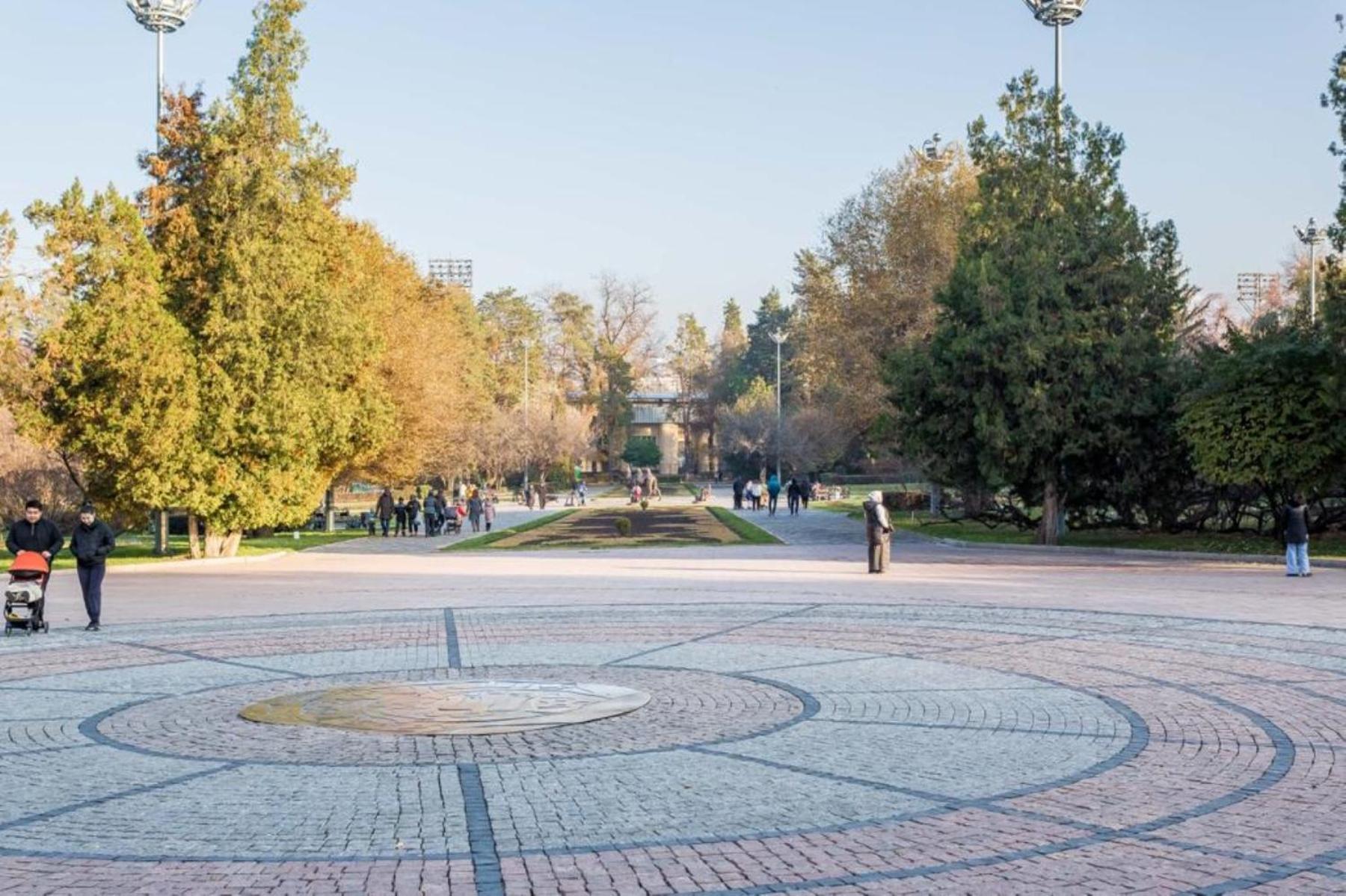 Свежая Студия В Центре Города Almaty Bagian luar foto